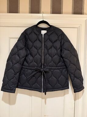 H&M Black Quilted Belt-Tie Puffer Jacket